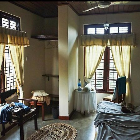 Lake Bungalow Hotell Kandy Eksteriør bilde