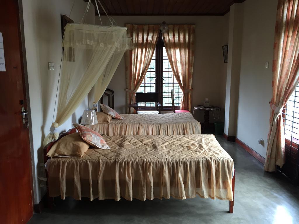 Lake Bungalow Hotell Kandy Rom bilde