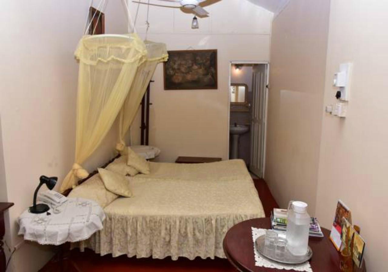 Lake Bungalow Hotell Kandy Eksteriør bilde